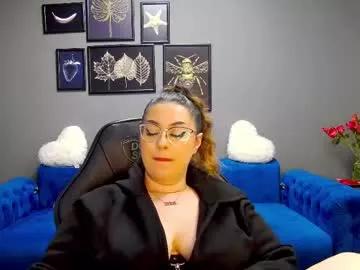 Check-out the world of girls and talk with our steaming hot slutz, bringing your desired characters to life with authentic apparel and cam streams.