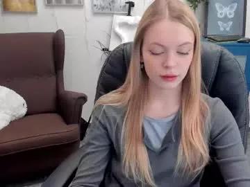 Check-out the world of girls and talk with our steaming hot slutz, bringing your desired characters to life with authentic apparel and cam streams.