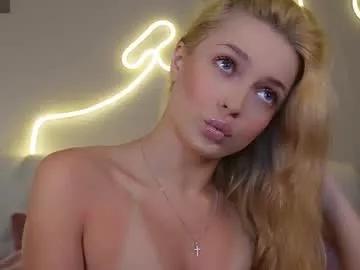 kelly_peachpiee from Chaturbate is Freechat