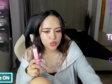 Check-out the world of girls and talk with our steaming hot slutz, bringing your desired characters to life with authentic apparel and cam streams.
