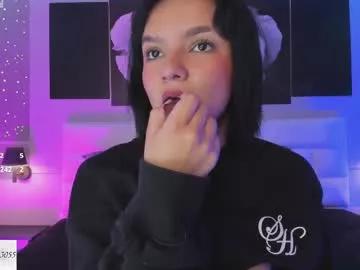 Check-out the world of girls and talk with our steaming hot slutz, bringing your desired characters to life with authentic apparel and cam streams.