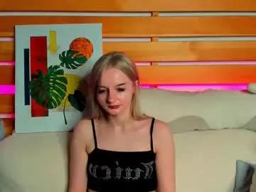 Check-out the world of girls and talk with our steaming hot slutz, bringing your desired characters to life with authentic apparel and cam streams.