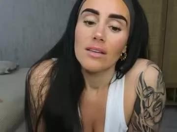 Check-out the world of girls and talk with our steaming hot slutz, bringing your desired characters to life with authentic apparel and cam streams.