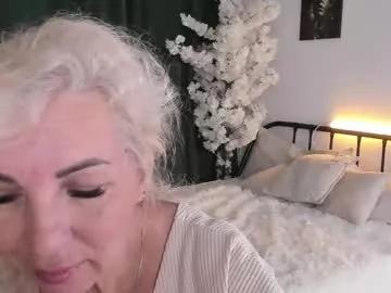 lilia_moons from Chaturbate is Freechat