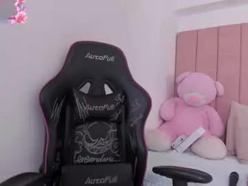 Check-out the world of girls and talk with our steaming hot slutz, bringing your desired characters to life with authentic apparel and cam streams.