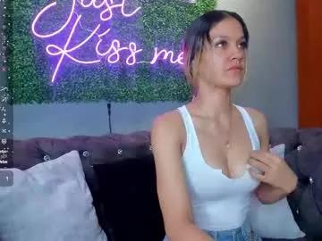 Check-out the world of girls and talk with our steaming hot slutz, bringing your desired characters to life with authentic apparel and cam streams.