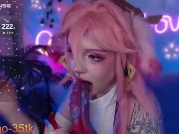 Discover the ultimate customizable adult live sex cam shows with our dirty page. From GirlsWatchingPorn to just_tits, we've got the most sensual and most flirtatious cam streams for you to enjoy.