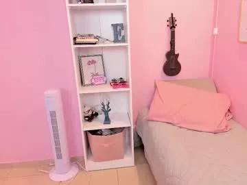 Check-out the world of girls and talk with our steaming hot slutz, bringing your desired characters to life with authentic apparel and cam streams.