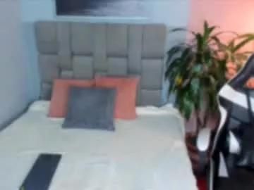 little_vel from Chaturbate is Freechat
