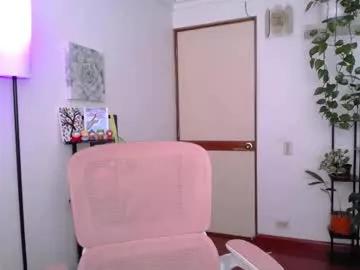 Check-out the world of girls and talk with our steaming hot slutz, bringing your desired characters to life with authentic apparel and cam streams.