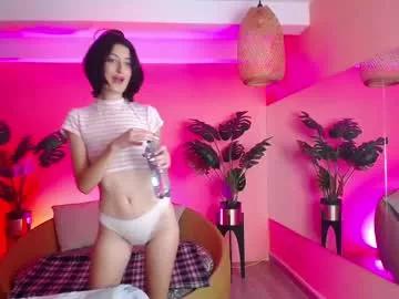 Check-out the world of girls and talk with our steaming hot slutz, bringing your desired characters to life with authentic apparel and cam streams.
