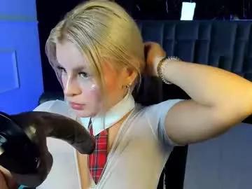 Check-out the world of girls and talk with our steaming hot slutz, bringing your desired characters to life with authentic apparel and cam streams.