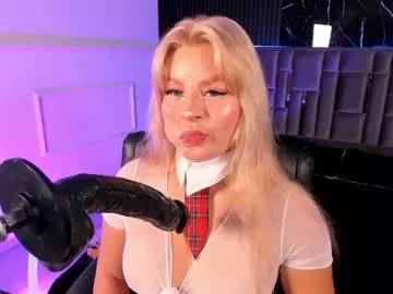 Check-out the world of girls and talk with our steaming hot slutz, bringing your desired characters to life with authentic apparel and cam streams.