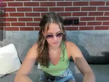 Check-out the world of girls and talk with our steaming hot slutz, bringing your desired characters to life with authentic apparel and cam streams.