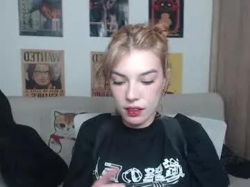 Check-out the world of girls and talk with our steaming hot slutz, bringing your desired characters to life with authentic apparel and cam streams.
