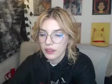 Check-out the world of girls and talk with our steaming hot slutz, bringing your desired characters to life with authentic apparel and cam streams.
