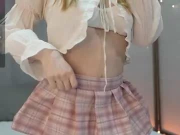 Check-out the world of girls and talk with our steaming hot slutz, bringing your desired characters to life with authentic apparel and cam streams.