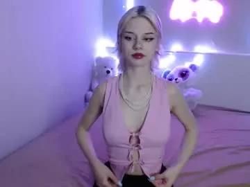 Check-out the world of girls and talk with our steaming hot slutz, bringing your desired characters to life with authentic apparel and cam streams.