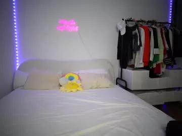 Check-out the world of girls and talk with our steaming hot slutz, bringing your desired characters to life with authentic apparel and cam streams.
