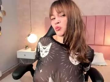 Check-out the world of girls and talk with our steaming hot slutz, bringing your desired characters to life with authentic apparel and cam streams.
