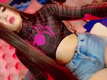 Check-out the world of girls and talk with our steaming hot slutz, bringing your desired characters to life with authentic apparel and cam streams.