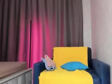 Check-out the world of girls and talk with our steaming hot slutz, bringing your desired characters to life with authentic apparel and cam streams.