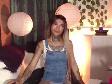 Check-out the world of girls and talk with our steaming hot slutz, bringing your desired characters to life with authentic apparel and cam streams.