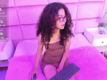 Check-out the world of girls and talk with our steaming hot slutz, bringing your desired characters to life with authentic apparel and cam streams.