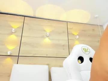 Check-out the world of girls and talk with our steaming hot slutz, bringing your desired characters to life with authentic apparel and cam streams.