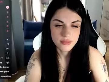 Check-out the world of girls and talk with our steaming hot slutz, bringing your desired characters to life with authentic apparel and cam streams.
