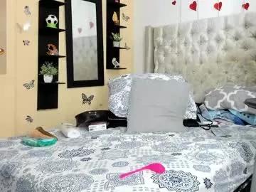 Check-out the world of girls and talk with our steaming hot slutz, bringing your desired characters to life with authentic apparel and cam streams.