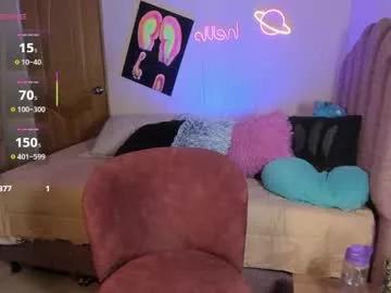 Check-out the world of girls and talk with our steaming hot slutz, bringing your desired characters to life with authentic apparel and cam streams.