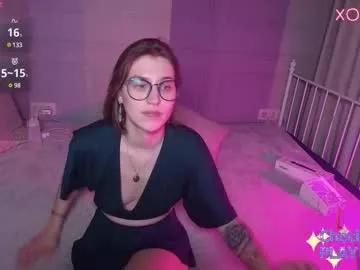 Check-out the world of girls and talk with our steaming hot slutz, bringing your desired characters to life with authentic apparel and cam streams.
