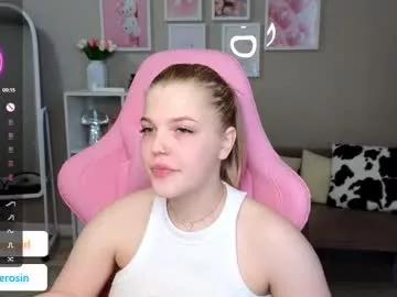 Check-out the world of girls and talk with our steaming hot slutz, bringing your desired characters to life with authentic apparel and cam streams.