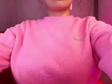 Check-out the world of girls and talk with our steaming hot slutz, bringing your desired characters to life with authentic apparel and cam streams.