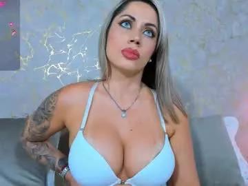 Check-out the world of girls and talk with our steaming hot slutz, bringing your desired characters to life with authentic apparel and cam streams.