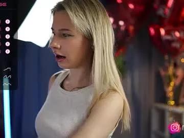 Check-out the world of girls and talk with our steaming hot slutz, bringing your desired characters to life with authentic apparel and cam streams.