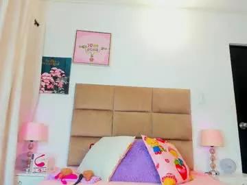 Check-out the world of girls and talk with our steaming hot slutz, bringing your desired characters to life with authentic apparel and cam streams.