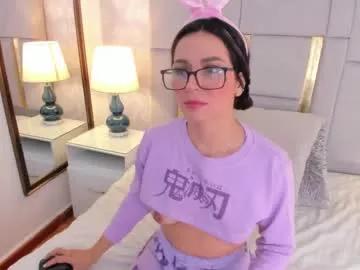 Check-out the world of girls and talk with our steaming hot slutz, bringing your desired characters to life with authentic apparel and cam streams.