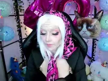 Check-out the world of girls and talk with our steaming hot slutz, bringing your desired characters to life with authentic apparel and cam streams.