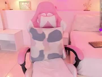 Check-out the world of girls and talk with our steaming hot slutz, bringing your desired characters to life with authentic apparel and cam streams.