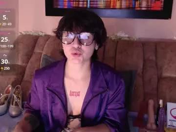 Check-out the world of girls and talk with our steaming hot slutz, bringing your desired characters to life with authentic apparel and cam streams.