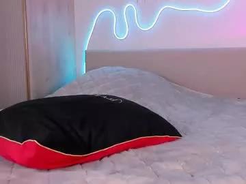 Check-out the world of girls and talk with our steaming hot slutz, bringing your desired characters to life with authentic apparel and cam streams.