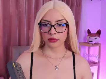 Check-out the world of girls and talk with our steaming hot slutz, bringing your desired characters to life with authentic apparel and cam streams.