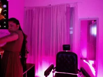 Check-out the world of girls and talk with our steaming hot slutz, bringing your desired characters to life with authentic apparel and cam streams.
