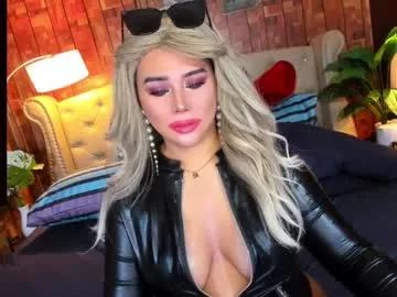 Check-out the world of girls and talk with our steaming hot slutz, bringing your desired characters to life with authentic apparel and cam streams.