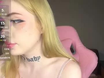 Check-out the world of girls and talk with our steaming hot slutz, bringing your desired characters to life with authentic apparel and cam streams.