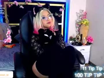 Check-out the world of girls and talk with our steaming hot slutz, bringing your desired characters to life with authentic apparel and cam streams.