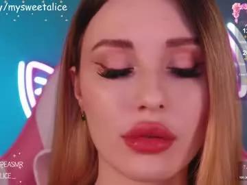 Check-out the world of girls and talk with our steaming hot slutz, bringing your desired characters to life with authentic apparel and cam streams.