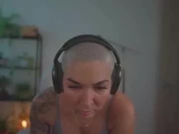 Spur your fetishes: Get dirty and flatter these gorgeous girls hosts, who will reward you with wild apparel and vibrating toys.